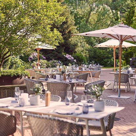 Vila Vita Rosenpark Marburg Bagian luar foto The Terrace at the Hotel de la Paix