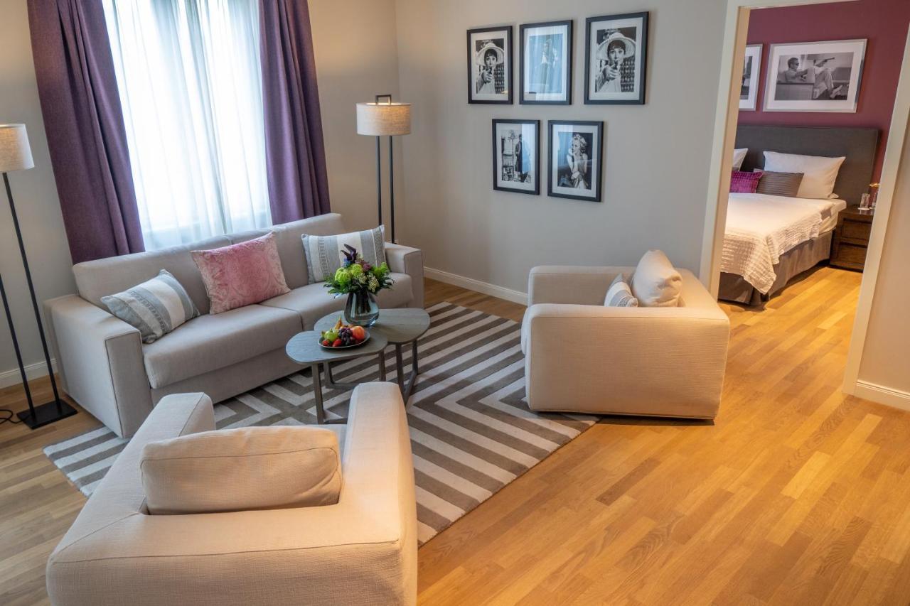 Vila Vita Rosenpark Marburg Bagian luar foto Suite at the Hotel