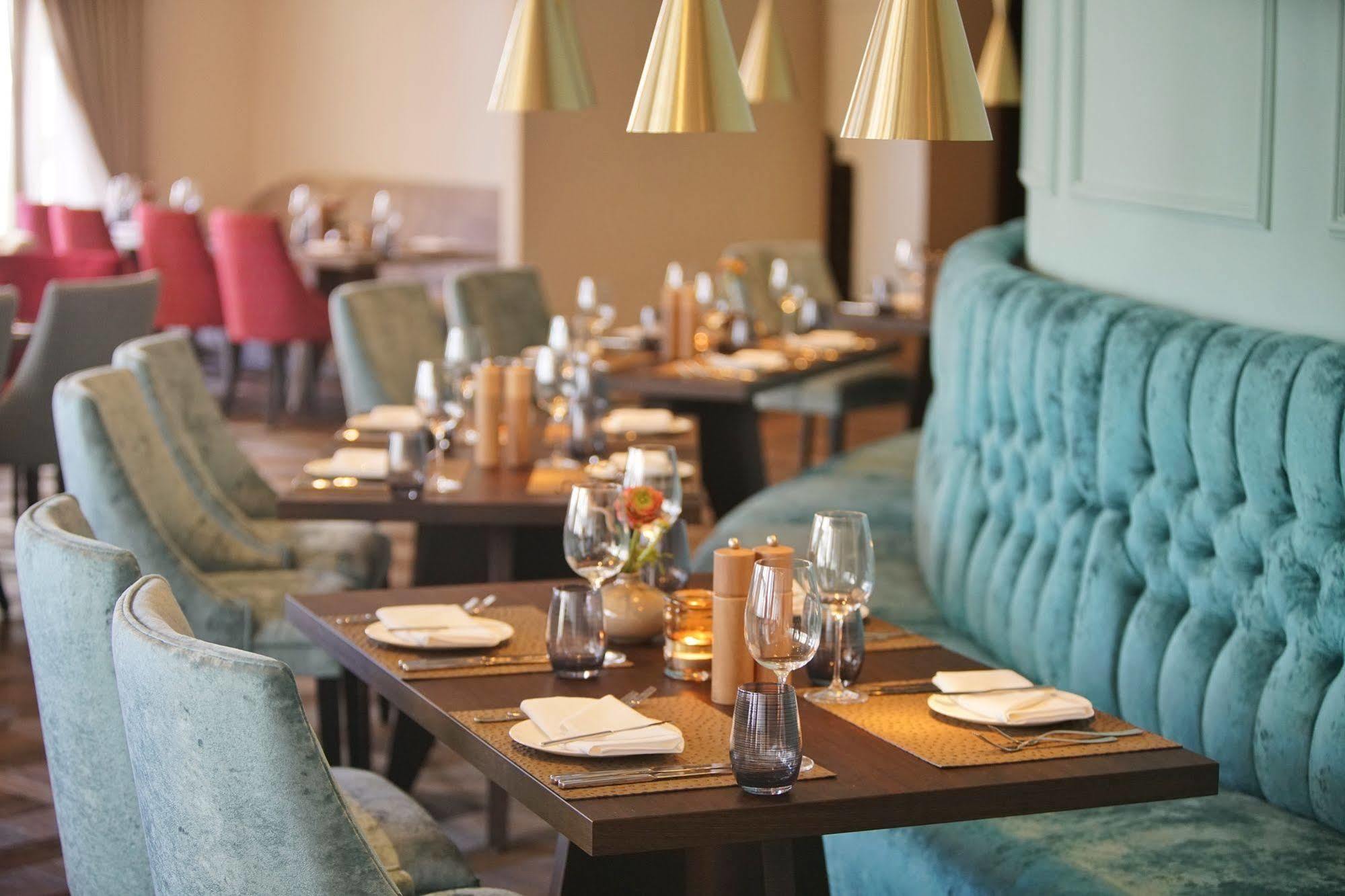 Vila Vita Rosenpark Marburg Bagian luar foto Restaurant